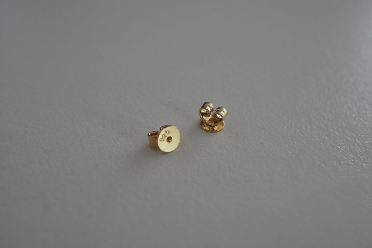 Doughnut earrings / gold vermeil