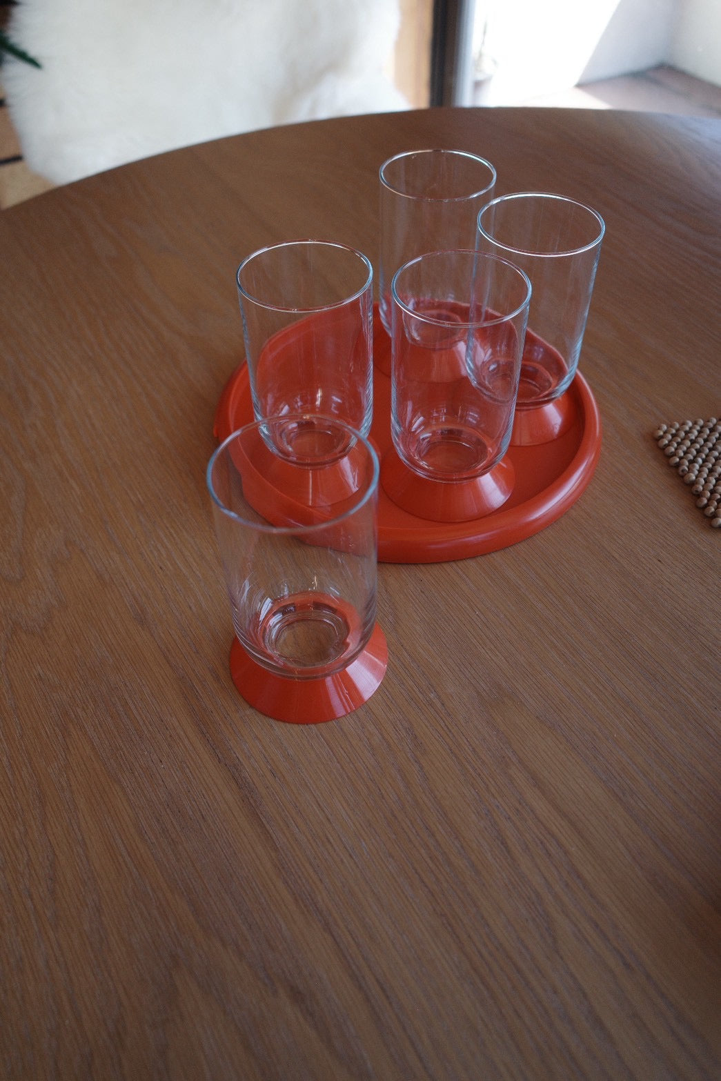 Bodum Vintage Glass Set with Red Tray