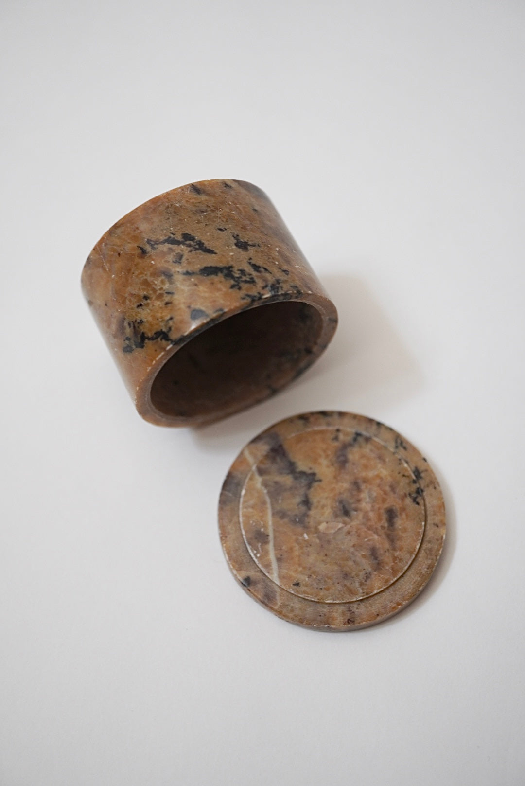 Stone Jewelry Case - Circle