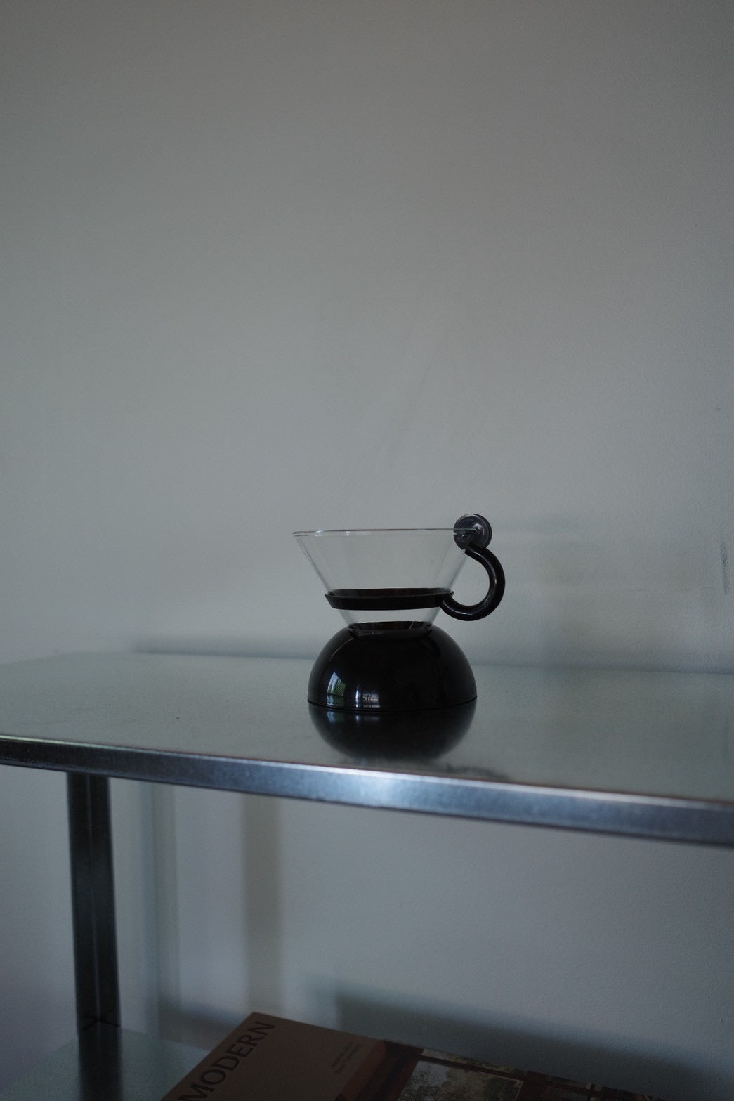 A Cup That Cannot Stand Alone