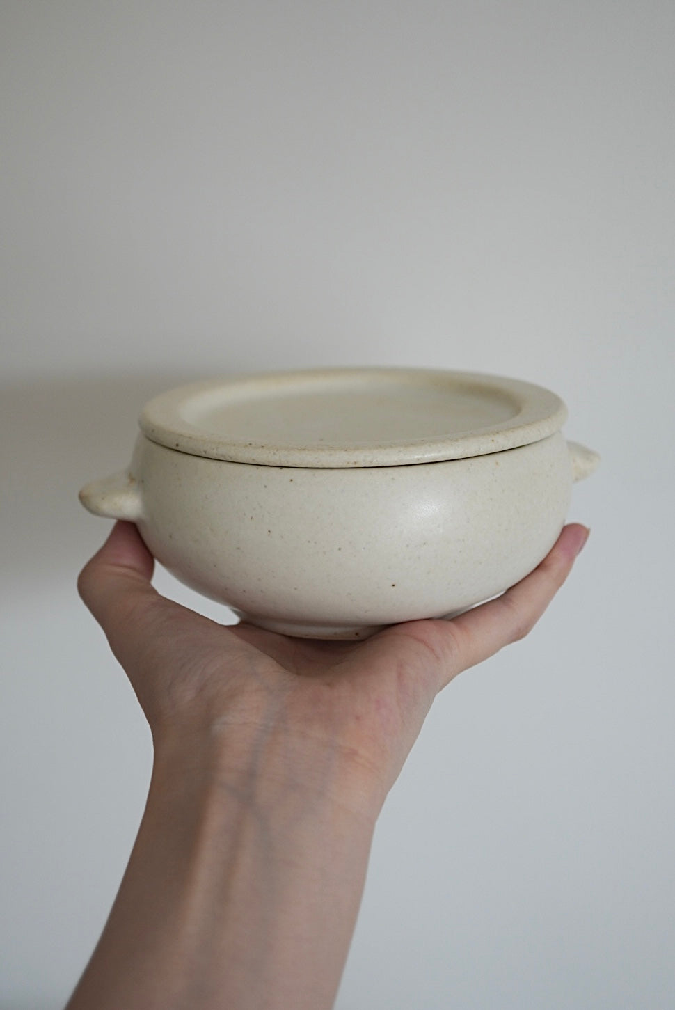 ころんと美濃焼のおひつ / Mino Ware | White / Black