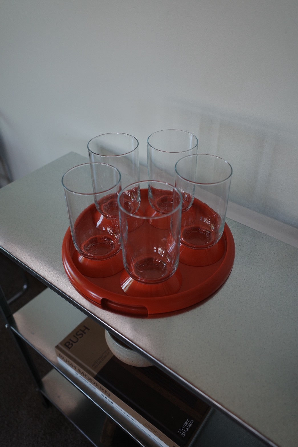 Bodum Vintage Glass Set with Red Tray