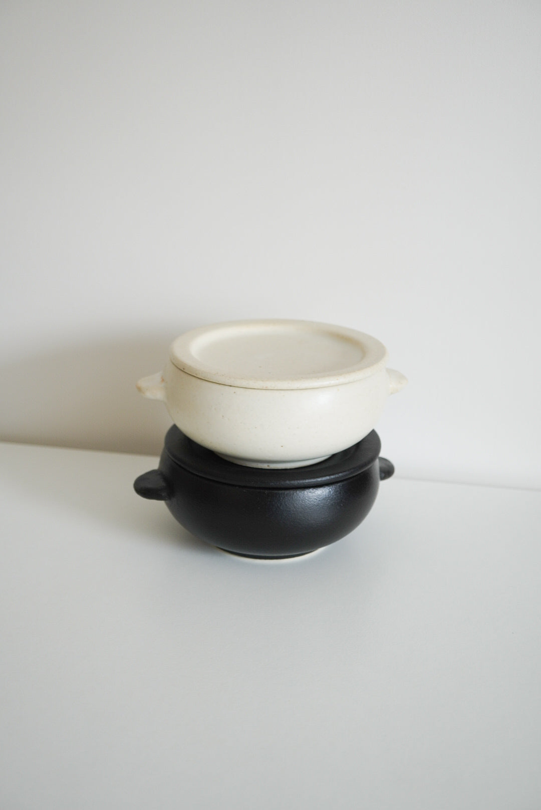 ころんと美濃焼のおひつ / Mino Ware | White / Black