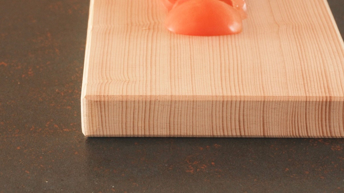 Hardworking Wooden Cutting Board / 働きもののまな板