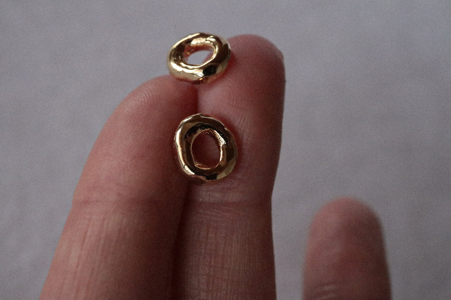 Doughnut earrings / gold vermeil