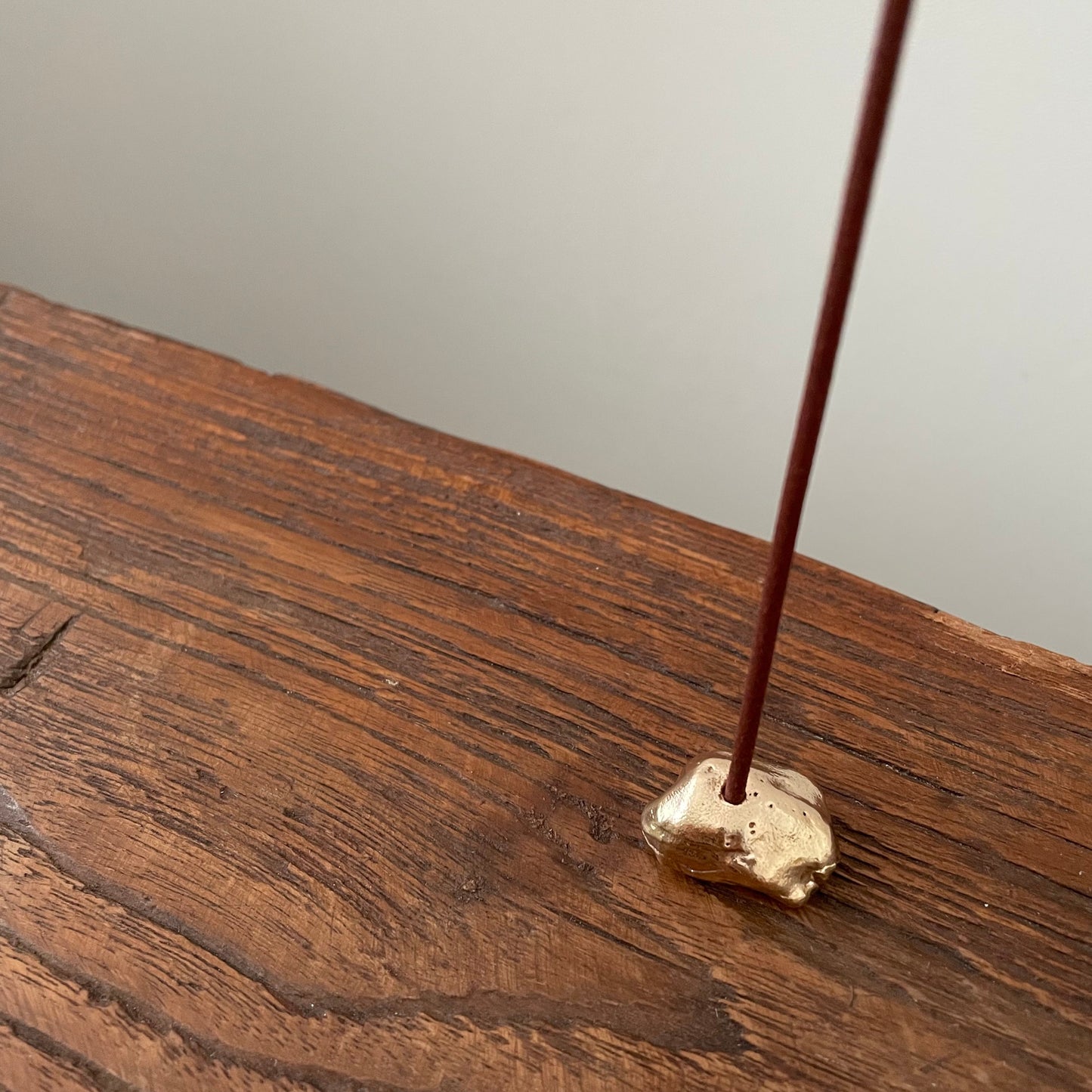 Brass incense holder / type 1