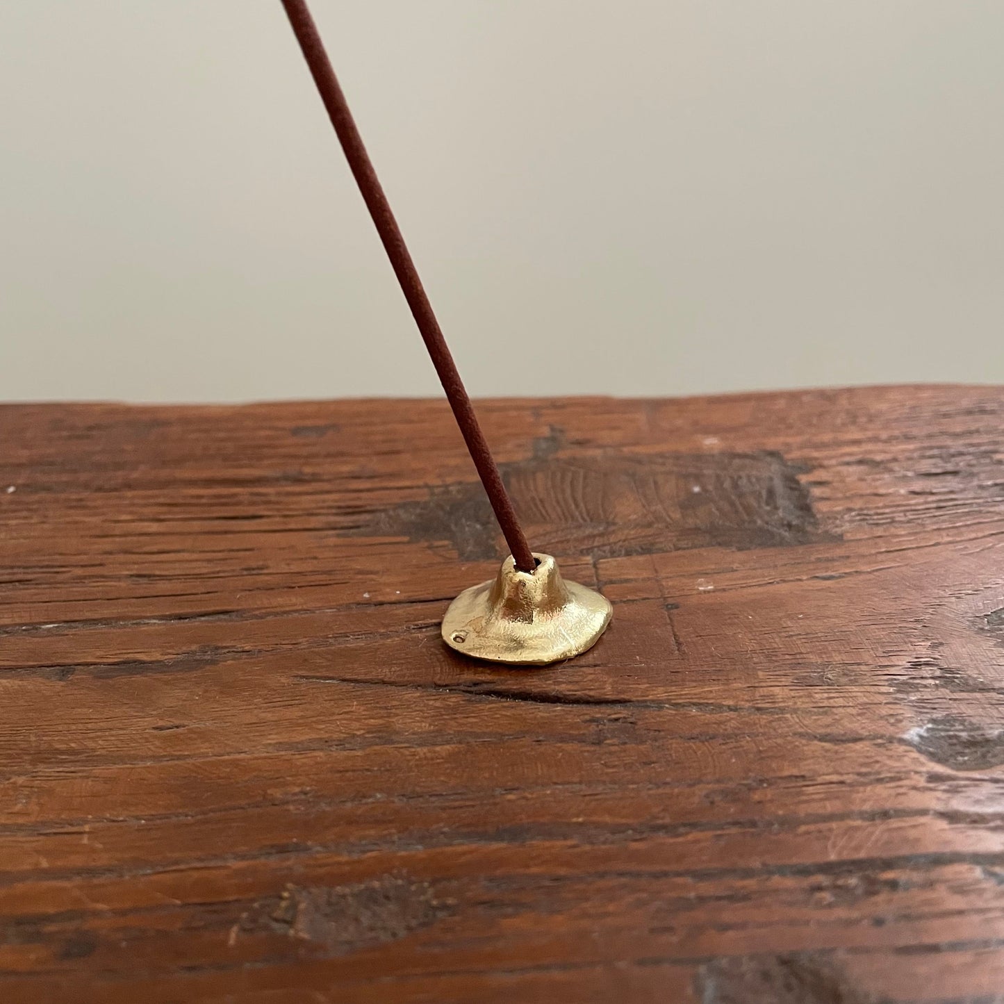 Brass incense holder / type 3
