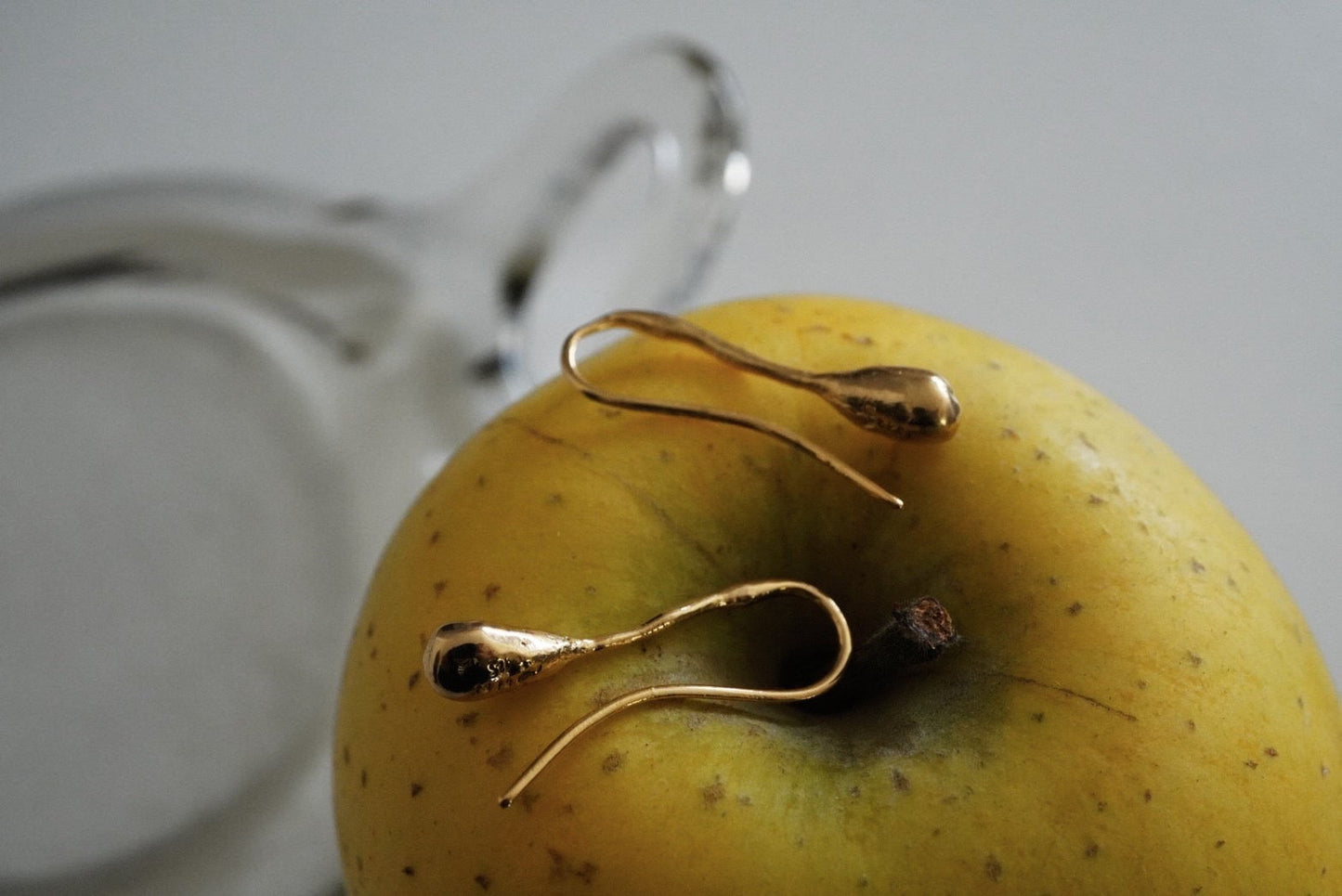 Leaf drop earrings / gold vermeil