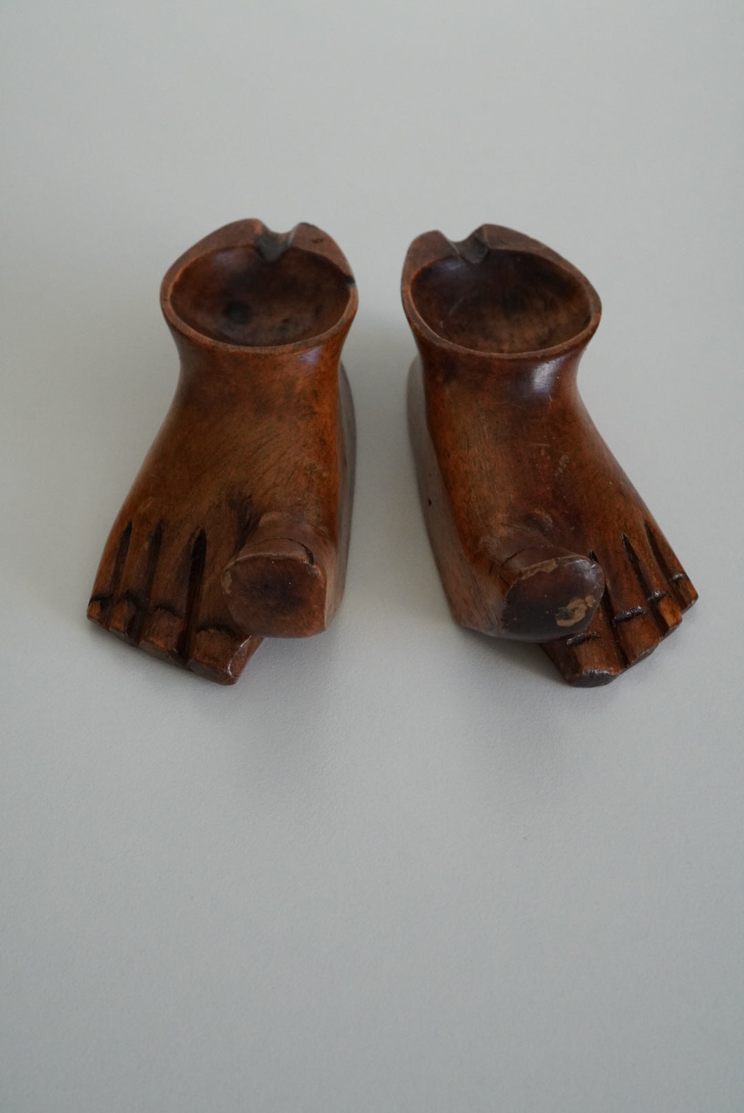 Wooden Feet Ashtray