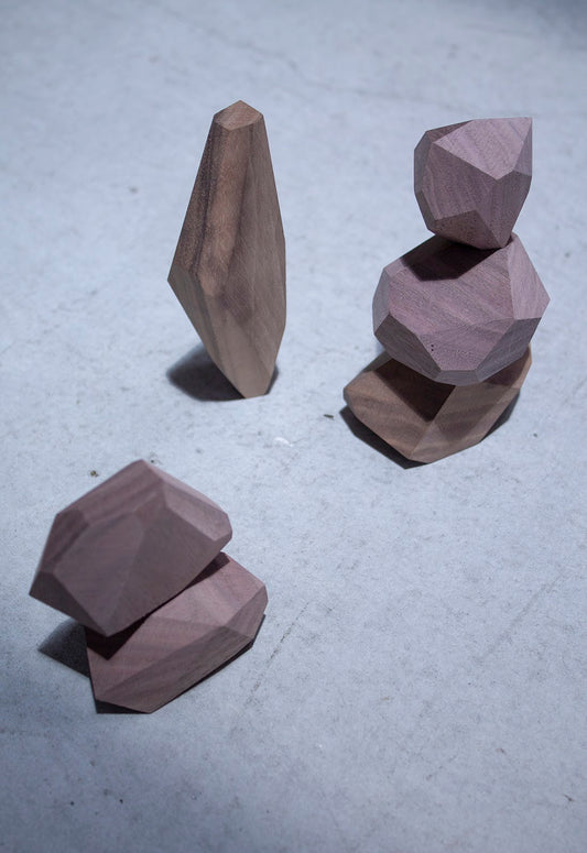 wa/ter  BUILDING BLOCK / walnut